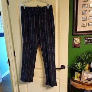 ASHLEY STEWART BLACK and WHITE STRIPED TROUSERS